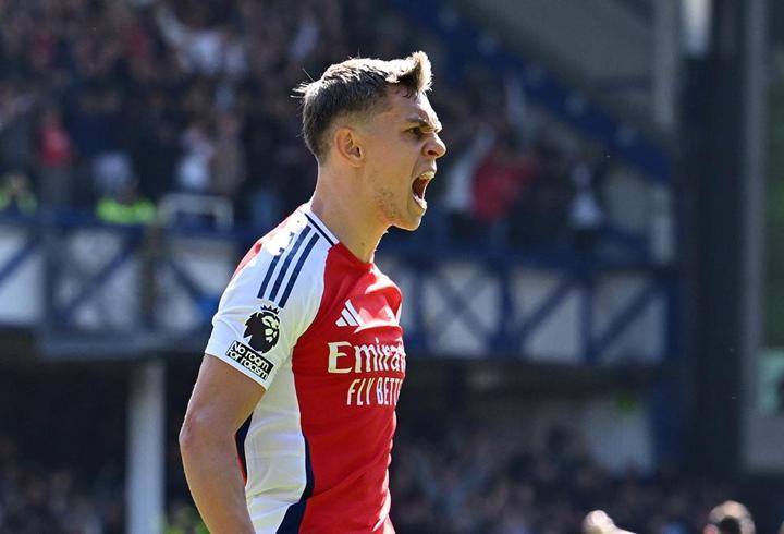 Şampiyon Arsenal'dan, Süper Lig'e! Trossard bombası...