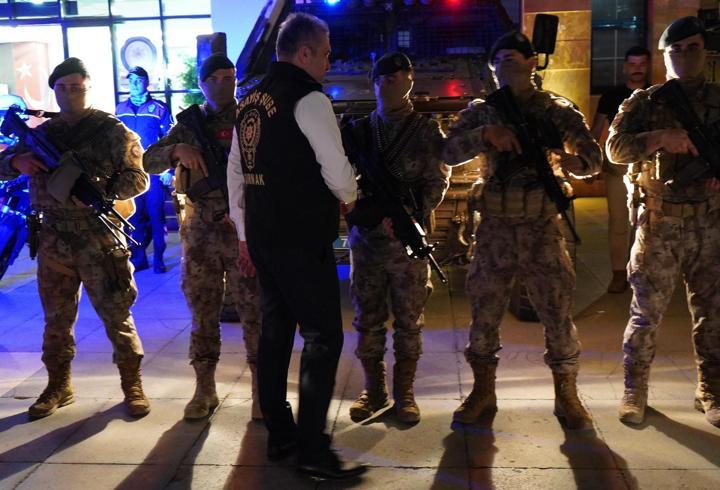 Şırnak’ta 600 polisin katılımıyla ‘Huzur Şırnak’ uygulaması