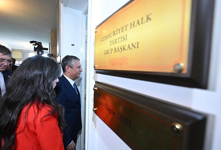 Özgür Özel, CHP Grup Başkanlığı'ndan alınabilir mi?