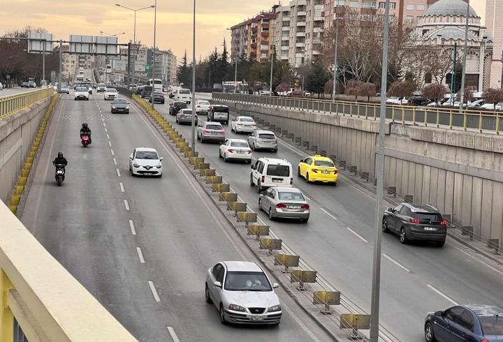 Bayram dönüşü başlıyor! Güvenli yolculuk için 6 kritik tavsiye