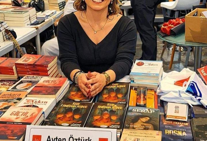 Yazar Ayten Öztürk, yeğeninin bıçaklı saldırısında öldü