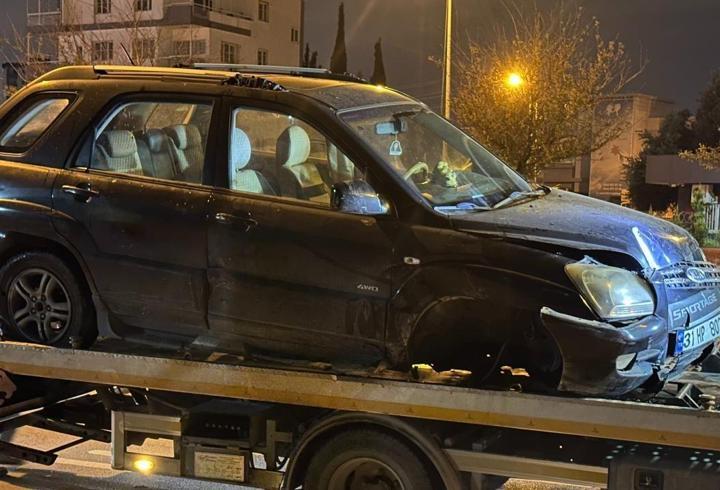 Alkollü sürücü polise çarpıp kaçtı: 557 bin lira ceza kesildi