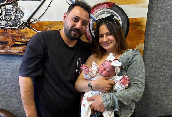 650 gram doğan 'Leyloş bebek' hayata tutundu