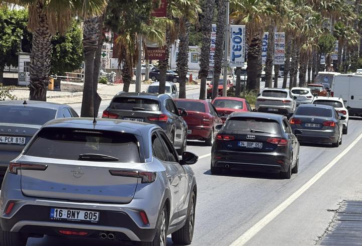 Bodrum’da son 36 saatte 25 binden fazla araç çıkış yaptı