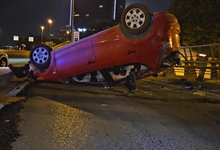 Şişli’de köpeğe çarpmamak için takla atan otomobil sürücüsü hafif yaralandı