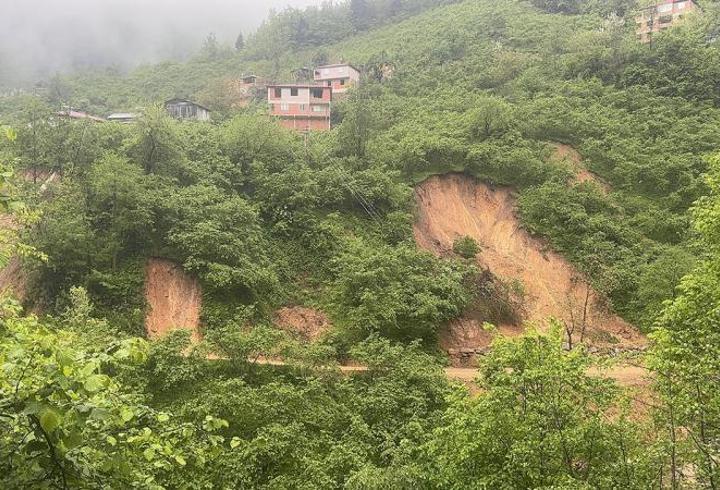 Giresun'da "heyelan" alarmı: 22 ev tahliye edildi