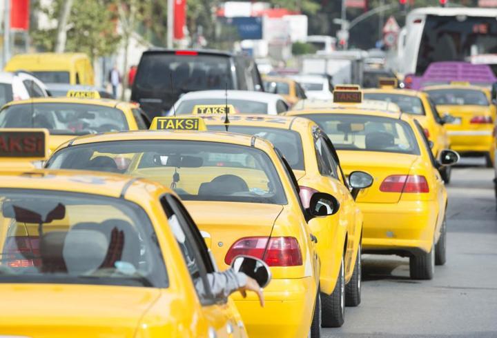10 dakikalık yolculukta şok ücret! Sürücü belgesi süresiz iptal
