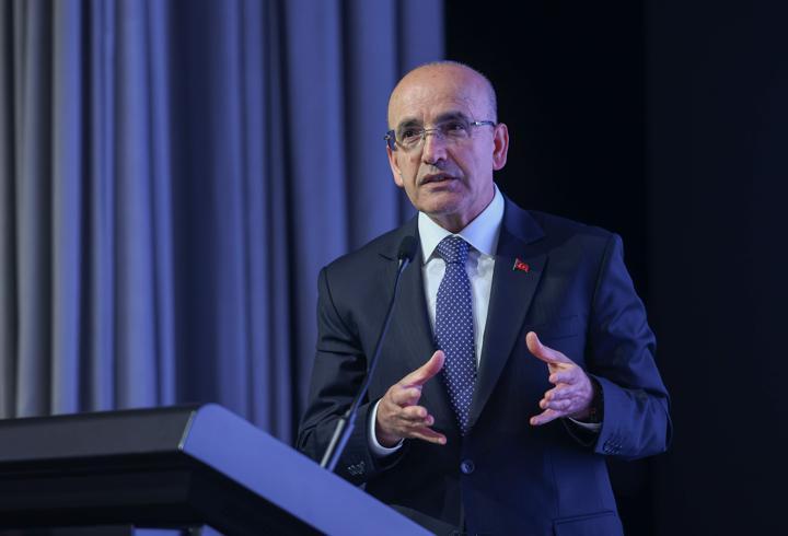 Bakan Şimşek: Türkiye'ye gelin ve yatırım yapın