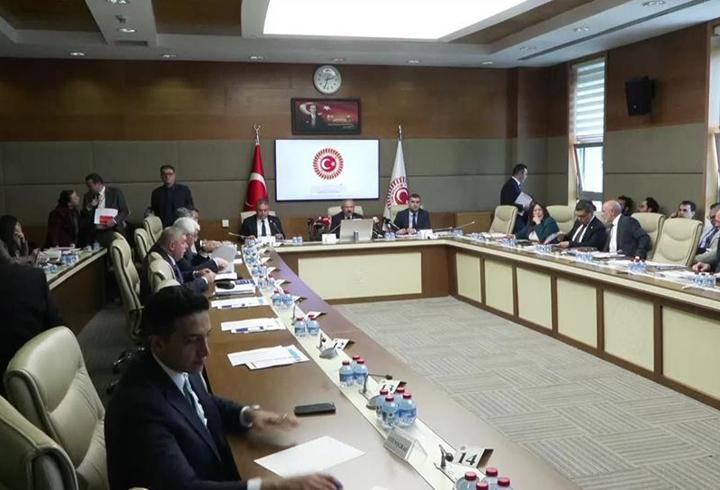TBMM'DE AKADEMİSYENLER DİNLENDİ | Siber zorbalığın çocuklara etkisi ne?