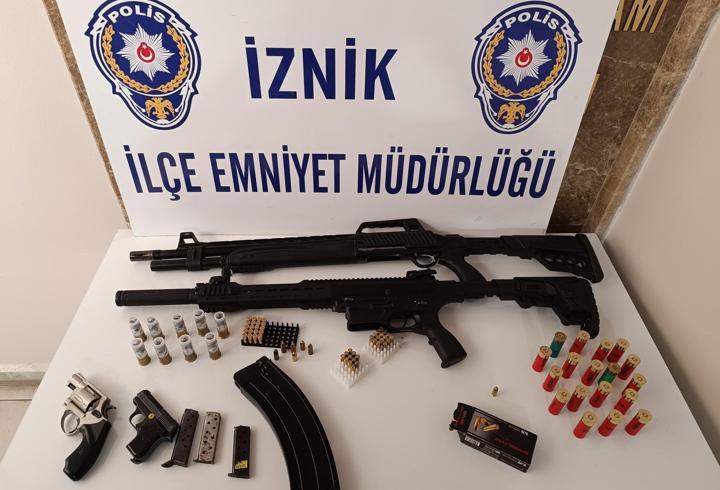 Bursa'da düzenlenen operasyonda 2 şüpheli gözaltına alındı