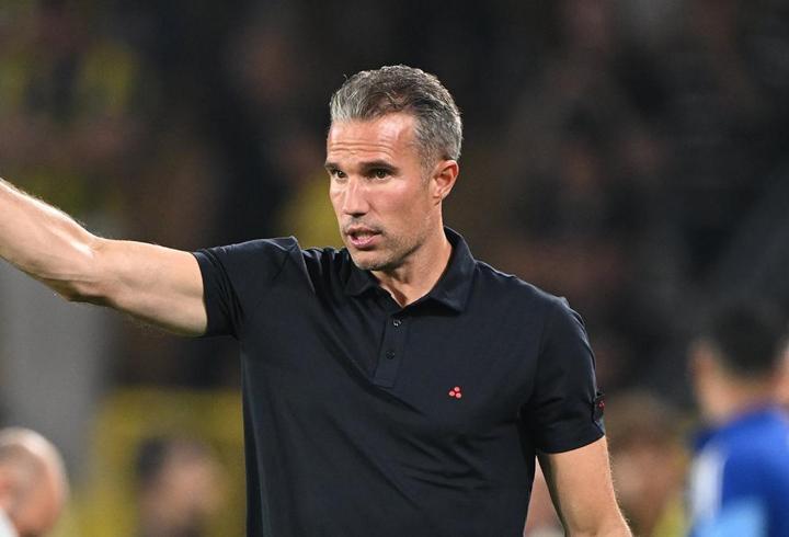 Robin van Persie, Feyenoord'dan gönderildi