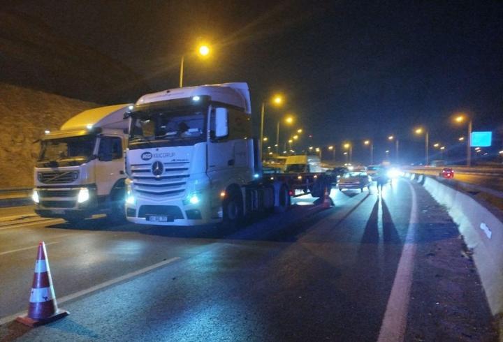 Kocaeli'de yola dökülen atık ulaşımı aksattı