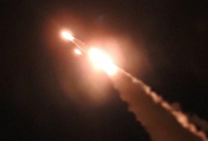 Yemen de İran savaşına dahil oldu: Husiler, İsrail’i balistik füze ile hedef aldı