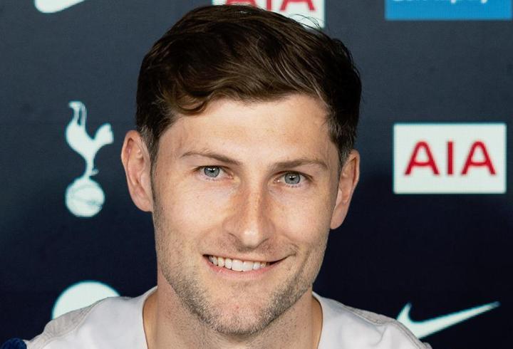 Tottenham, tecrübeli futbolcusu Ben Davies ile yeni sözleşme imzaladı