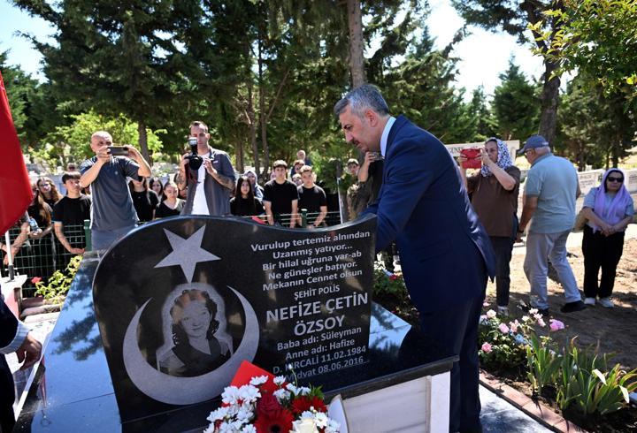 Şehit polis memuru Nefize Çetin Özsoy, kabri başında anıldı