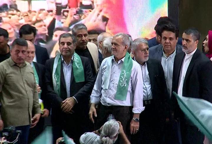 İran'dan ABD ve İsrail'e rest: “Teslimiyeti rüyalarında görürler”