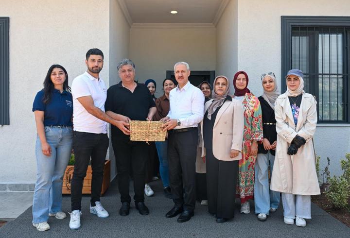 Asi Nehri’nin istilacı su sümbülleri ekonomiye kazandırılıyor