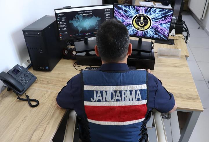 Gaziantep'te siber dolandırıcılık operasyonunda 16 şüpheli yakalandı