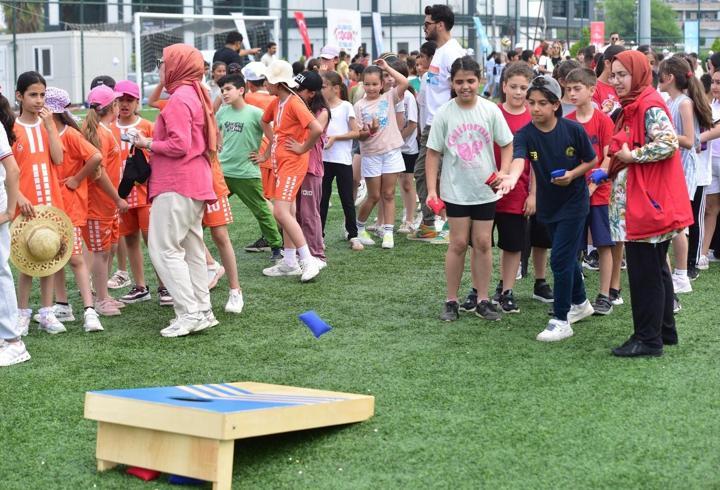 Osmaniye’de çocuklar geleneksel oyunlarla doyasıya eğlendi