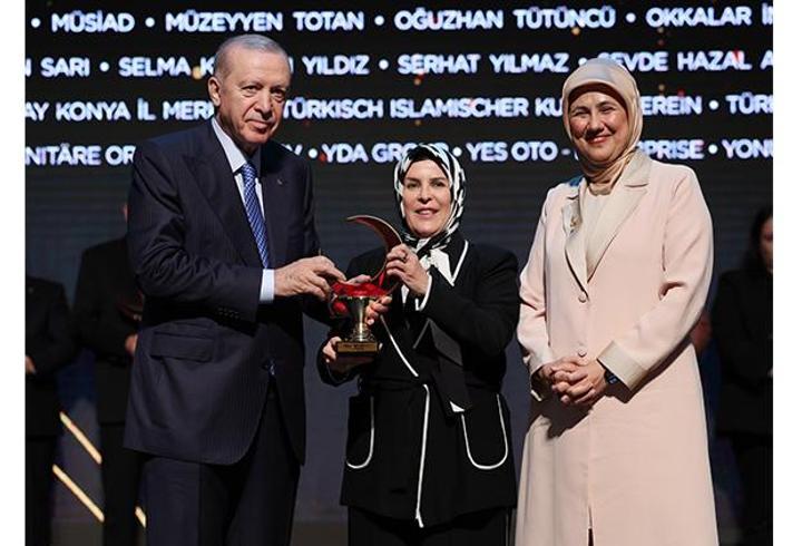 "Türk Kızılay Ödülleri” sahiplerini buldu