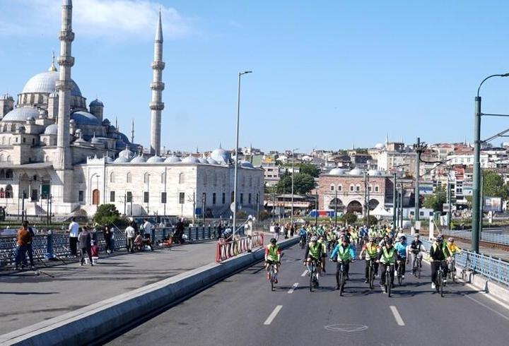 İstanbul'da 3 ilçede bazı yollar pazar günü trafiğe kapatılacak