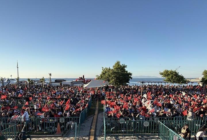 Tekirdağ ve Edirne'de milli maç, dev ekranlardan izlendi