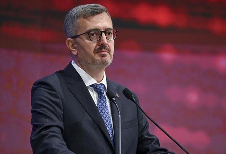 Diyarbakır’da 2017 yılında tarlada çalışırken kaçırıldığı iddia edilen Osman Güler’e ilişkin yürütülen soruşturma yaklaşık 9 yıl sonra tamamlandı. Güler’in cansız bedenine ulaşılamamasına rağmen savcılık, elde edilen deliller doğrultusunda 8 şüpheli hakkında “tasarlayarak kasten öldürme” suçundan ağırlaştırılmış müebbet hapis istemiyle iddianame düzenledi. Soruşturma kapsamında HTS kayıtları, tanık beyanları, kamera görüntüleri ve kriminal incelemeler dosyaya eklendi. Detaylar CNN TÜRK Muhabiri 
