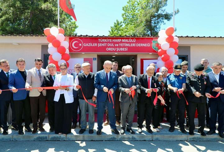 Ordu'da şehit yakınları ve gazilerin el emeği eserleri sergilendi