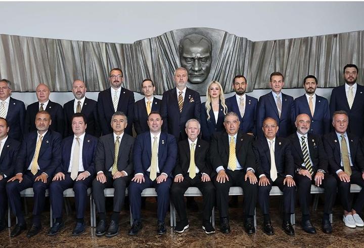 SON DAKİKA | Fenerbahçe’de yönetimde görev dağılımı belli oldu
