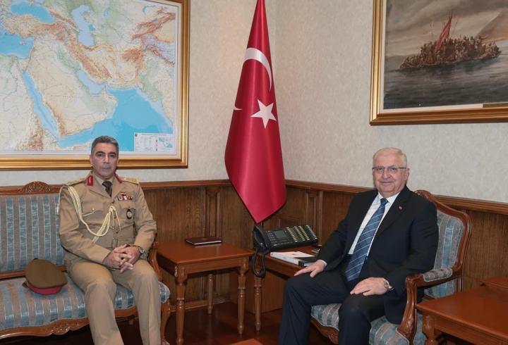 Bakan Güler, Irak'ın Ankara Askeri Ateşesi Tümgeneral Khalil ile görüştü