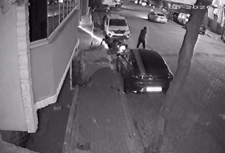 Esenyurt’ta iki grup arasında silahlı çatışma kamerada