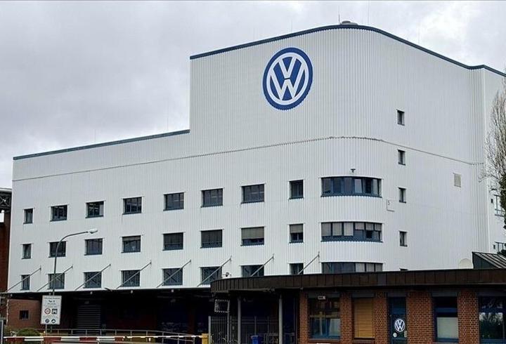 Volkswagen'dan üretimi azaltma kararı! Almanya'daki fabrikada belirsizlik büyüyor