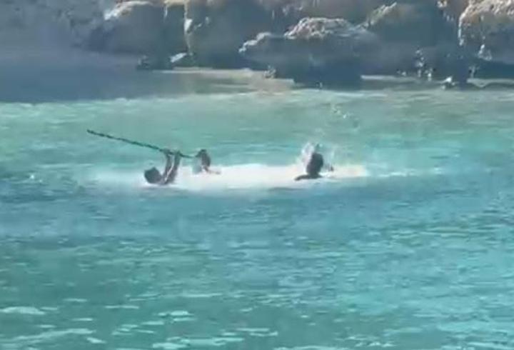 Denizde şişe ve sopayla darp olayında 3 tutuklama
