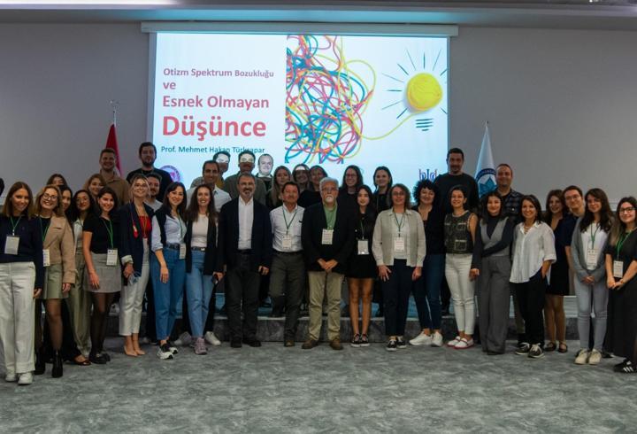 Eskişehir'de "4. Otizm Okulu" programı düzenlendi