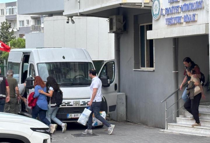 Seferihisar Belediyesi'ne operasyonda 7 şüpheli adliyede