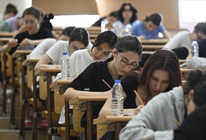 YKS başladı! Öğrenciler için kritik saatler
