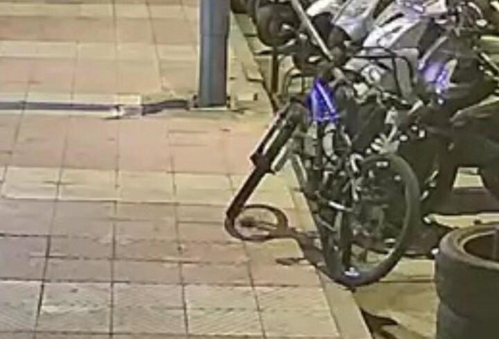Motosiklet hırsızlığı şüphelisi 120 güvenlik kamerası incelenerek yakalandı