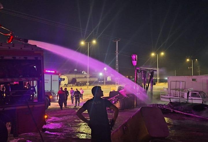 Mardin’de park halindeki TIR’ın dorsesinde yangın