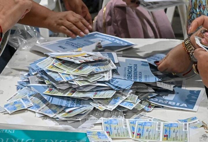 Kolombiya’da kritik seçim günü