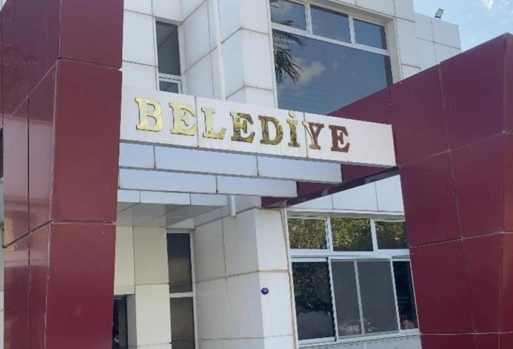 Seferihisar Belediyesi'ne 'rüşvet' operasyonu! İmar müdürü gözaltına alındı