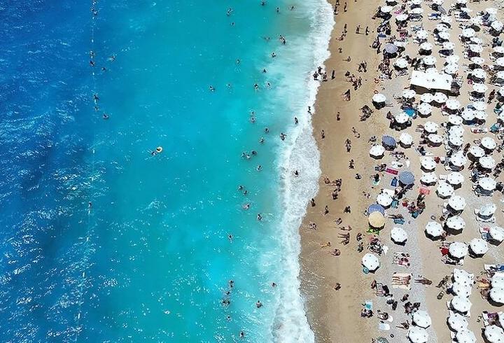 Antalya'da turist sayısı 4,8 milyona ulaştı: Yaz sezonu güçlü başladı