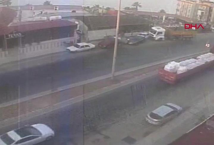 Mersin'deki kaza anı kamerada