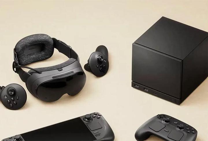 Steam Machine’ın fiyatını açıkladı