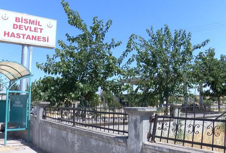 Evde bulup, oynadıkları silah kazara ateş alınca ikizlerden Emre öldü