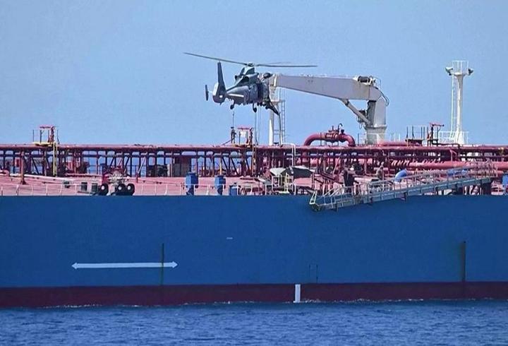 Fransa'dan Akdeniz'de kritik operasyon… Rus gemisine el koydular