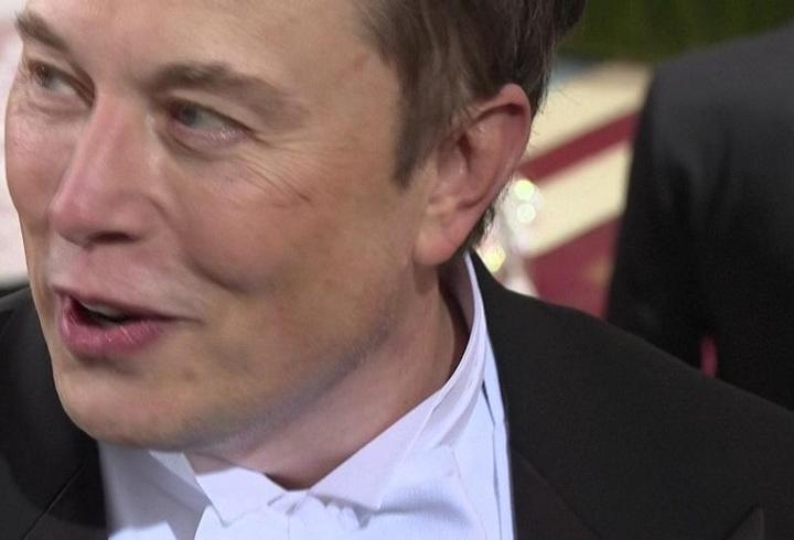 Dolar trilyonerliği 12 gün sürdü! Elon Musk'ın şirketi Space X'in hisse değeri düştü