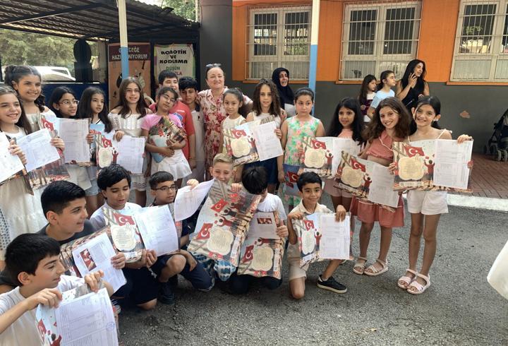Adana’da 485 bin 252 öğrenci karne aldı