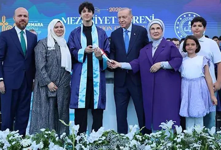 Cumhurbaşkanı Erdoğan, torununun mezuniyet törenine katıldı