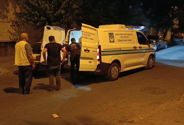 70 yaşındaki adam evinde ölü bulundu
