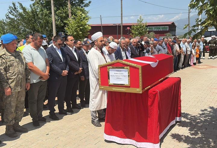 Kıbrıs gazisi son yolculuğuna uğurlandı